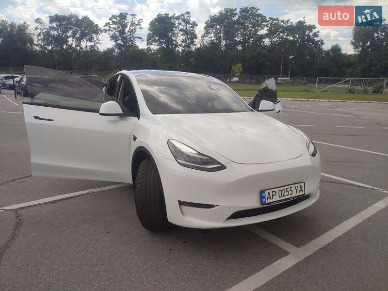 Позашляховик / Кросовер Tesla Model Y 2020 в Запоріжжі