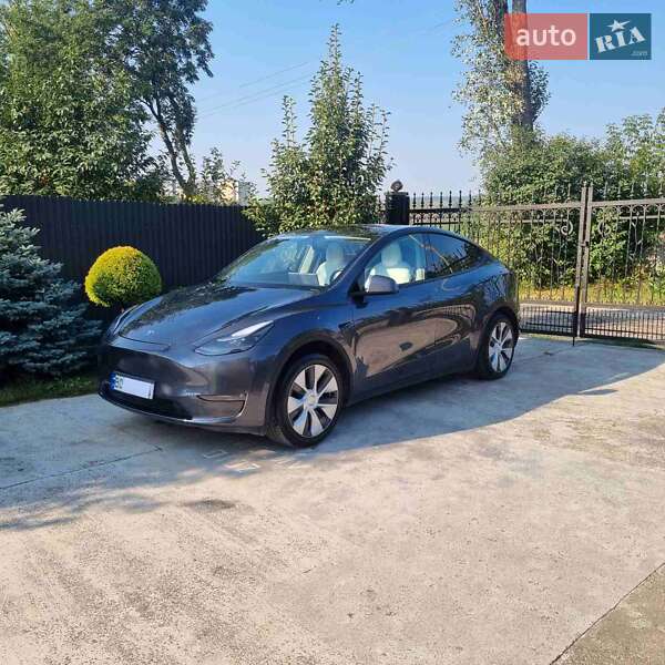 Внедорожник / Кроссовер Tesla Model Y 2020 в Тернополе