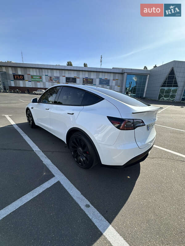 Внедорожник / Кроссовер Tesla Model Y 2022 в Одессе