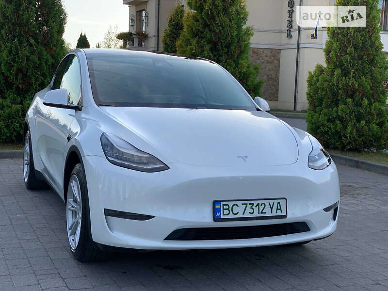 Внедорожник / Кроссовер Tesla Model Y 2020 в Львове