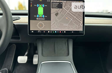 Внедорожник / Кроссовер Tesla Model Y 2022 в 