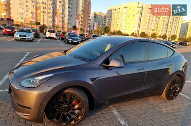 Внедорожник / Кроссовер Tesla Model Y 2022 в 