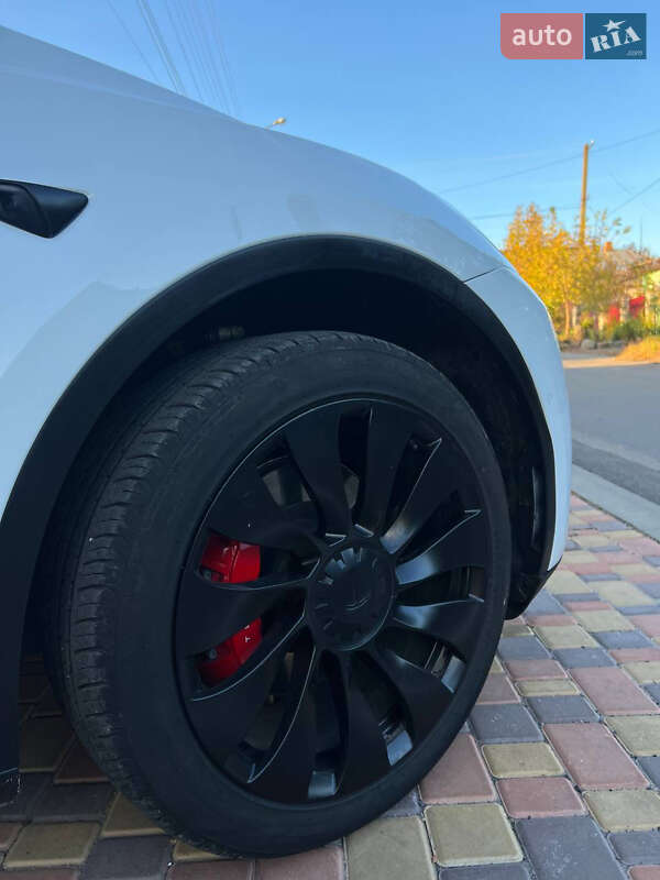 Внедорожник / Кроссовер Tesla Model Y 2022 в Умани фото 12 Внедорожник / Кроссовер Tesla Model Y 2022 в Умани