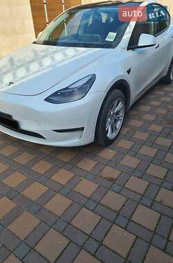 Внедорожник / Кроссовер Tesla Model Y 2022 в 