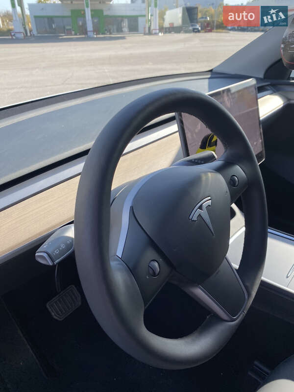 Позашляховик / Кросовер Tesla Model Y 2022 в Запоріжжі