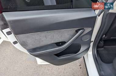 Позашляховик / Кросовер Tesla Model Y 2021 в Черкасах