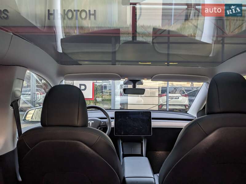 Позашляховик / Кросовер Tesla Model Y 2021 в Черкасах