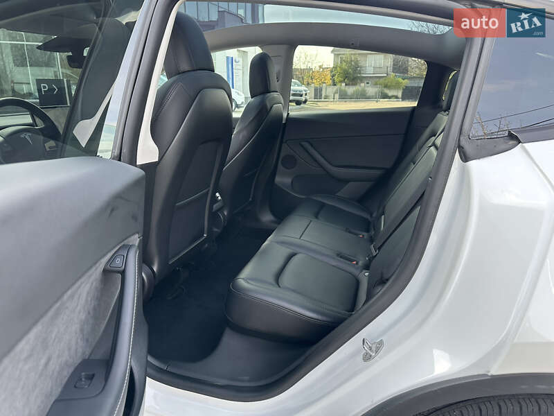Позашляховик / Кросовер Tesla Model Y 2022 в Житомирі