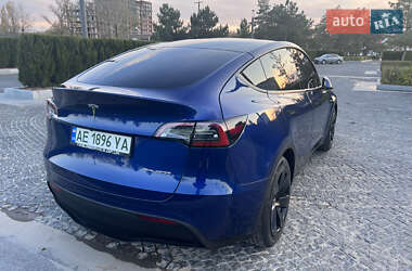 Внедорожник / Кроссовер Tesla Model Y 2022 в 