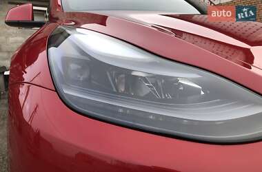 Внедорожник / Кроссовер Tesla Model Y 2021 в 