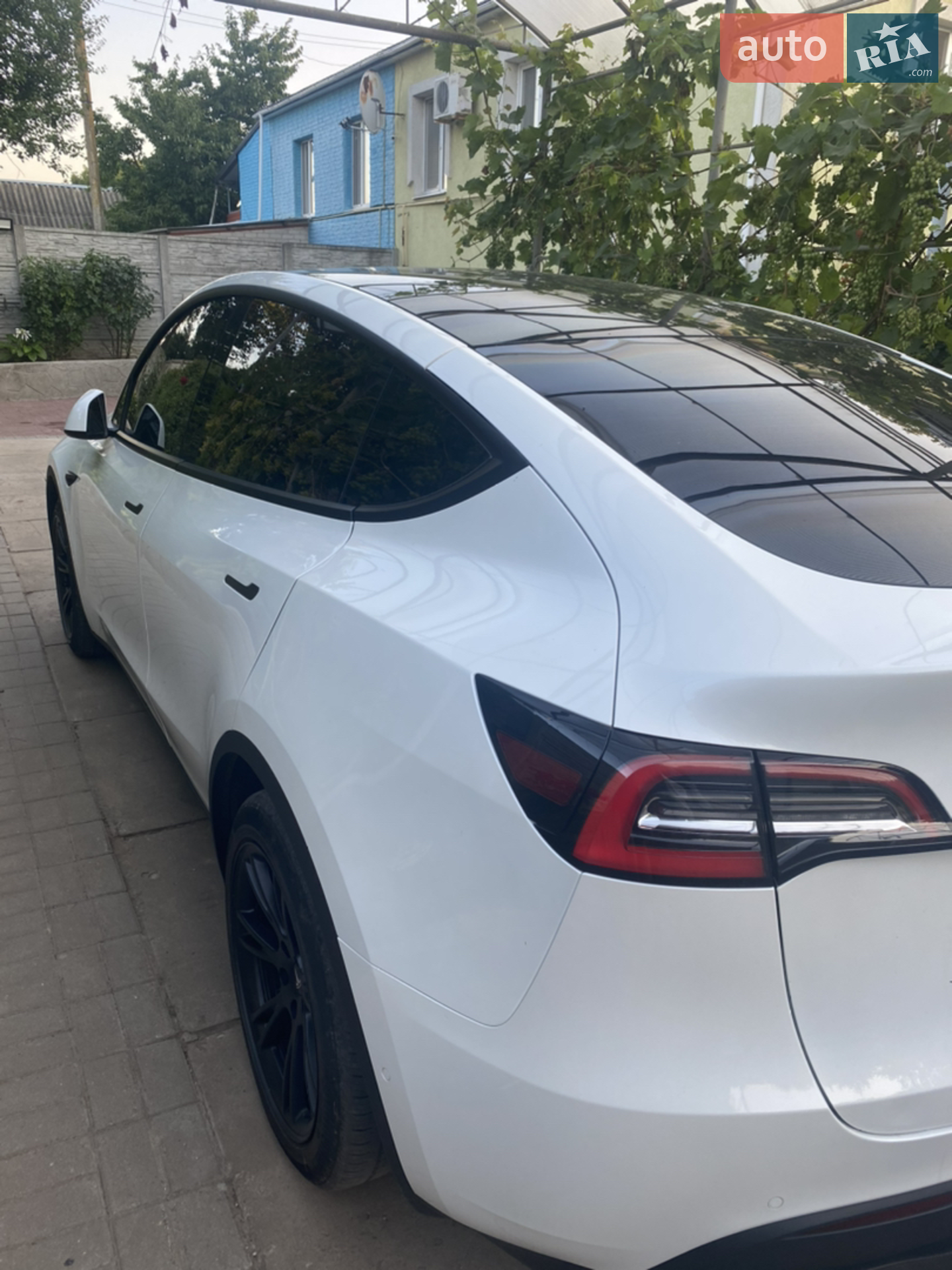 2020 Tesla Model Y - мініатюра 4