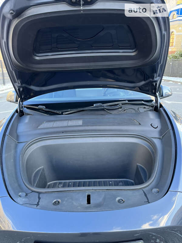 Внедорожник / Кроссовер Tesla Model Y 2020 в Харькове фото 8 Внедорожник / Кроссовер Tesla Model Y 2020 в Харькове