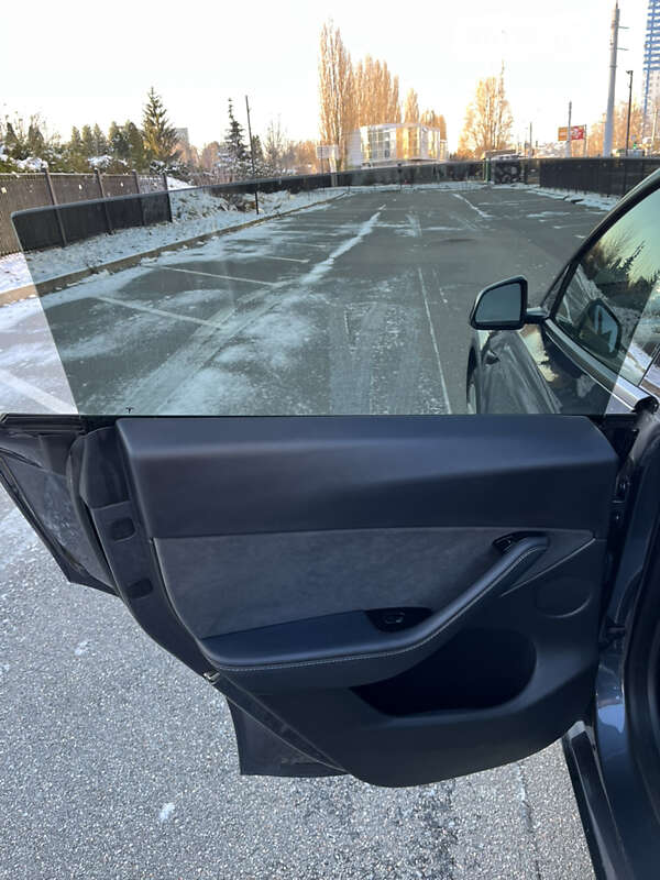 Внедорожник / Кроссовер Tesla Model Y 2020 в Харькове фото 53 Внедорожник / Кроссовер Tesla Model Y 2020 в Харькове