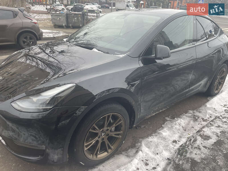 Внедорожник / Кроссовер Tesla Model Y 2022 в Киеве фото 2 Внедорожник / Кроссовер Tesla Model Y 2022 в Киеве