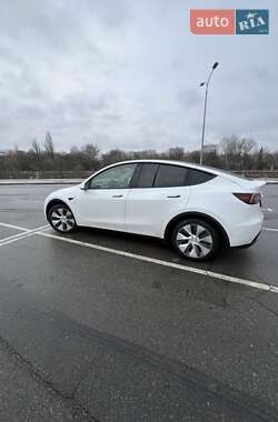 Внедорожник / Кроссовер Tesla Model Y 2021 в Сумах
