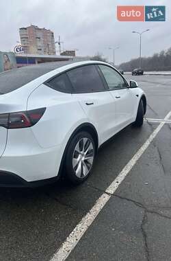 Внедорожник / Кроссовер Tesla Model Y 2021 в Сумах