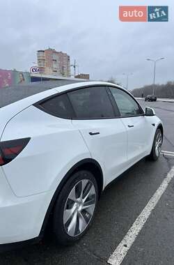 Внедорожник / Кроссовер Tesla Model Y 2021 в Сумах