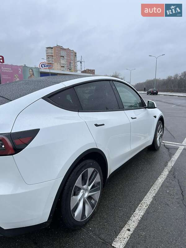 Внедорожник / Кроссовер Tesla Model Y 2021 в Сумах