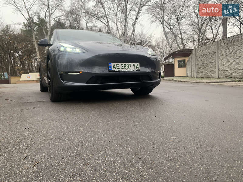 Tesla Model Y 2022 Tesla Model Y 2022