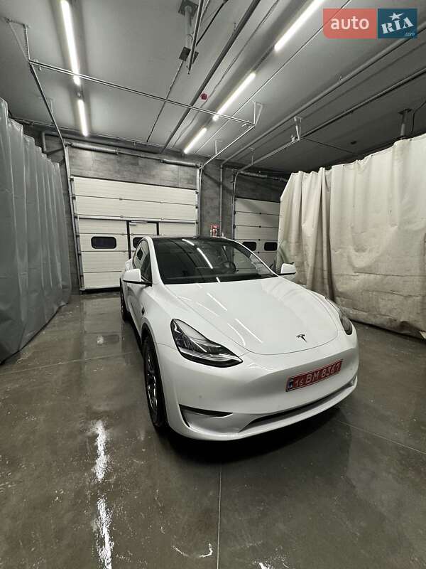 Внедорожник / Кроссовер Tesla Model Y 2021 в Киеве фото 6 Внедорожник / Кроссовер Tesla Model Y 2021 в Киеве