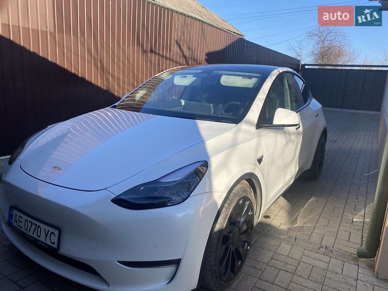 Внедорожник / Кроссовер Tesla Model Y 2022 в Днепре фото 9 Внедорожник / Кроссовер Tesla Model Y 2022 в Днепре