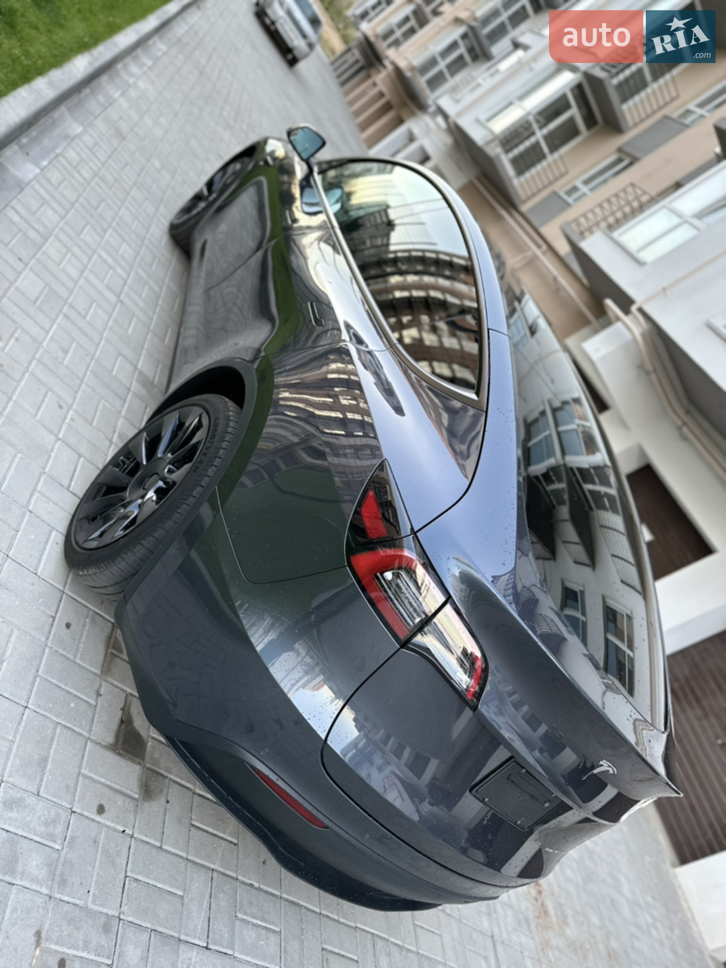 2021 Tesla Model Y - мініатюра 9