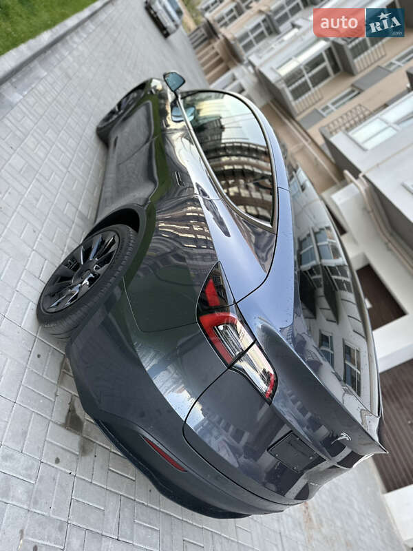 Внедорожник / Кроссовер Tesla Model Y 2021 в Днепре