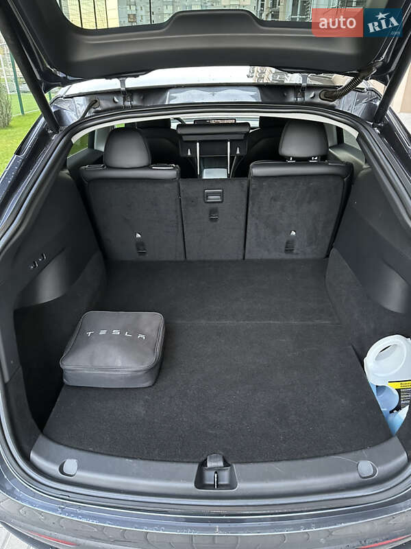 Внедорожник / Кроссовер Tesla Model Y 2021 в Днепре