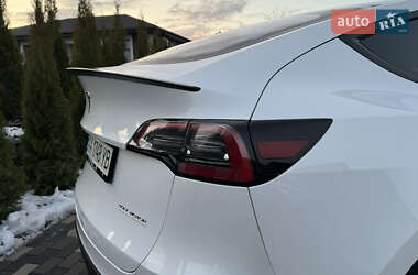 Позашляховик / Кросовер Tesla Model Y 2022 в Києві