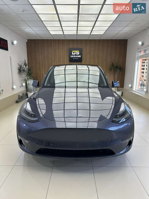Позашляховик / Кросовер Tesla Model Y 2022 в Києві
