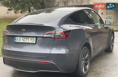 Внедорожник / Кроссовер Tesla Model Y 2021 в 