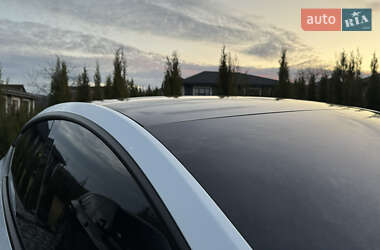 Внедорожник / Кроссовер Tesla Model Y 2022 в Киеве
