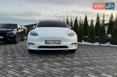 Внедорожник / Кроссовер Tesla Model Y 2022 в Киеве