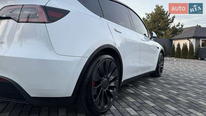 Позашляховик / Кросовер Tesla Model Y 2022 в Києві