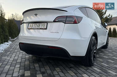 Внедорожник / Кроссовер Tesla Model Y 2022 в Киеве