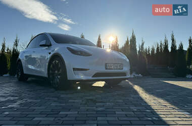 Внедорожник / Кроссовер Tesla Model Y 2022 в Киеве