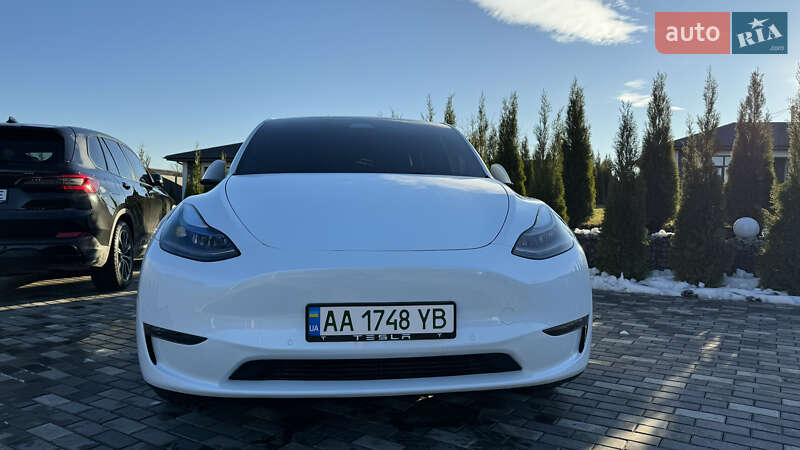 Позашляховик / Кросовер Tesla Model Y 2022 в Києві