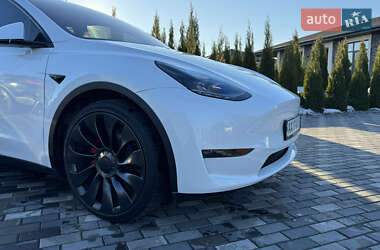 Внедорожник / Кроссовер Tesla Model Y 2022 в Киеве