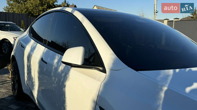 Позашляховик / Кросовер Tesla Model Y 2022 в Києві