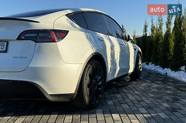 Внедорожник / Кроссовер Tesla Model Y 2022 в Киеве