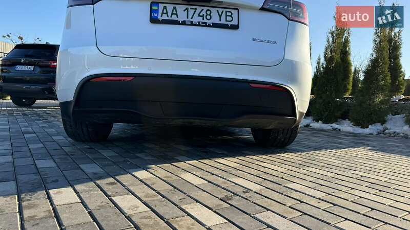 Позашляховик / Кросовер Tesla Model Y 2022 в Києві