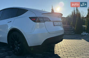 Внедорожник / Кроссовер Tesla Model Y 2022 в Киеве