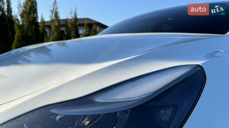 Позашляховик / Кросовер Tesla Model Y 2022 в Києві