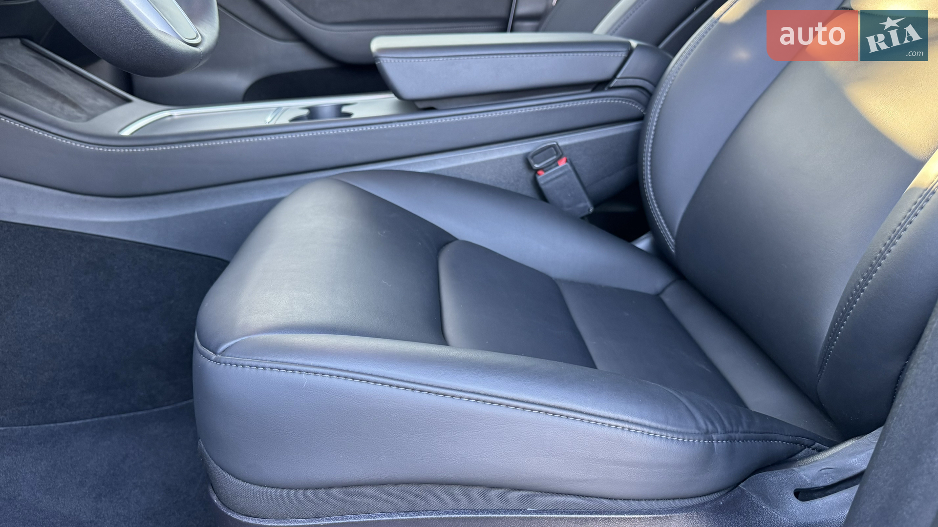 2022 Tesla Model Y - мініатюра 253