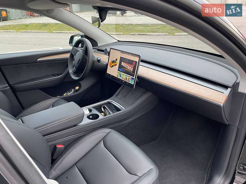 Внедорожник / Кроссовер Tesla Model Y 2022 в Николаеве