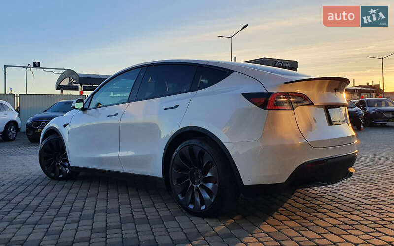 Внедорожник / Кроссовер Tesla Model Y 2021 в Мукачево