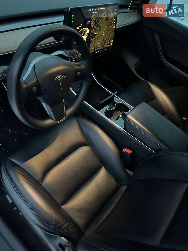 Позашляховик / Кросовер Tesla Model Y 2020 в Косові фото 21 Позашляховик / Кросовер Tesla Model Y 2020 в Косові