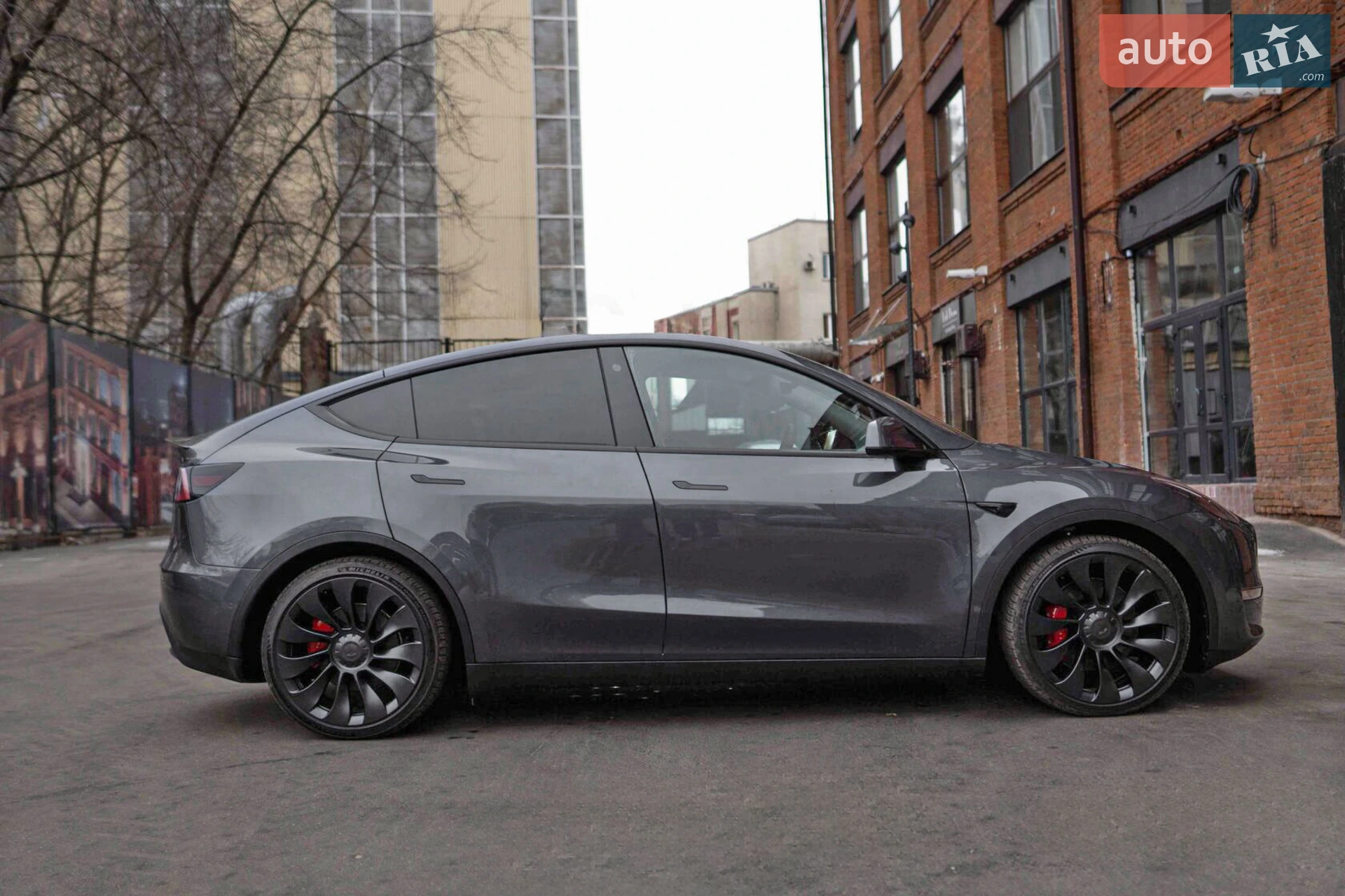 2023 Tesla Model Y - мініатюра 3