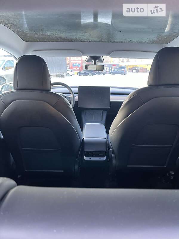 Внедорожник / Кроссовер Tesla Model Y 2021 в Харькове