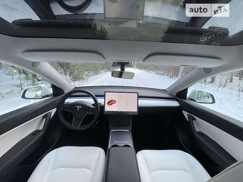 Внедорожник / Кроссовер Tesla Model Y 2021 в Ровно